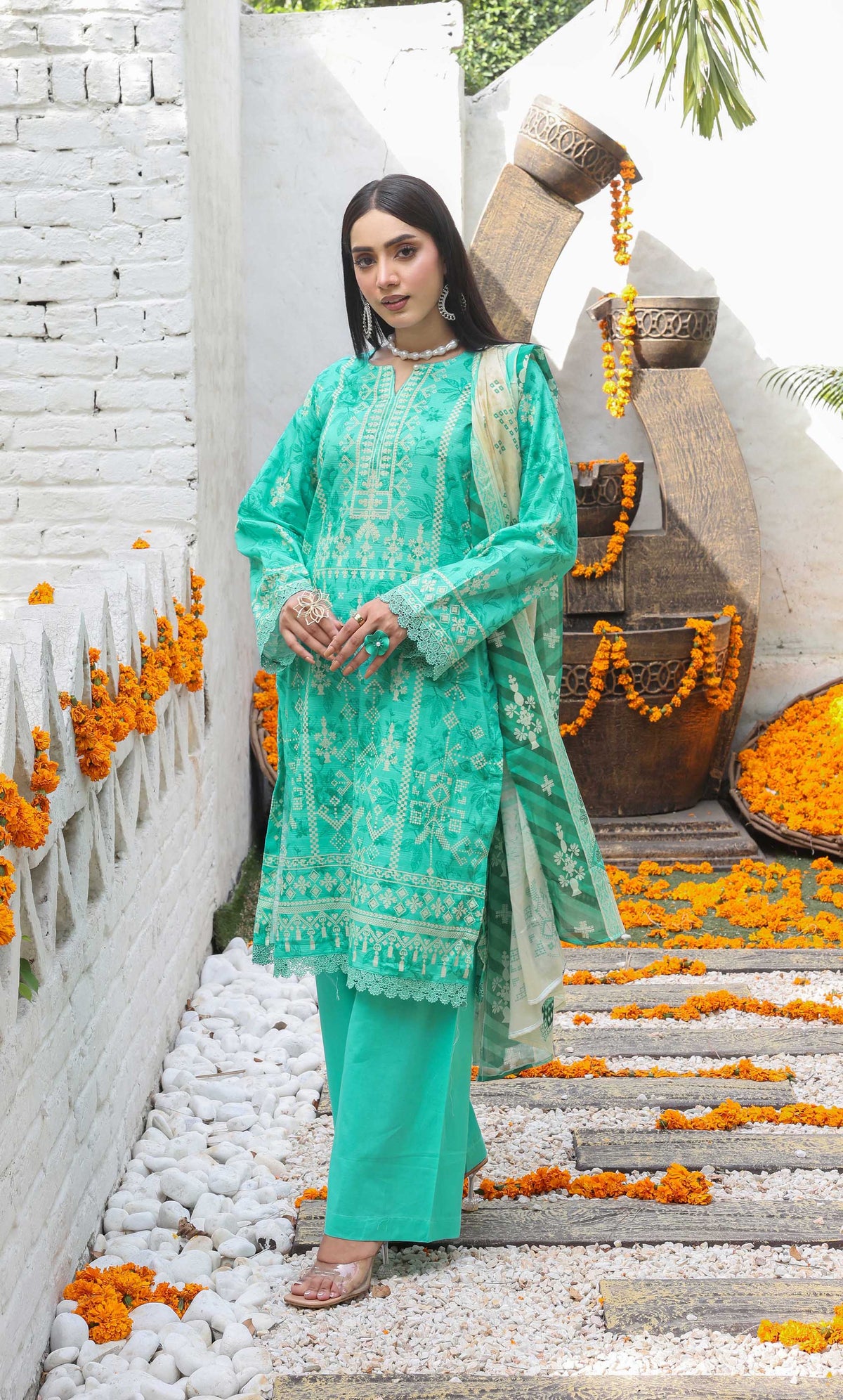 3 Piece Unstitched Lawn Suit -Merium's Exclusive