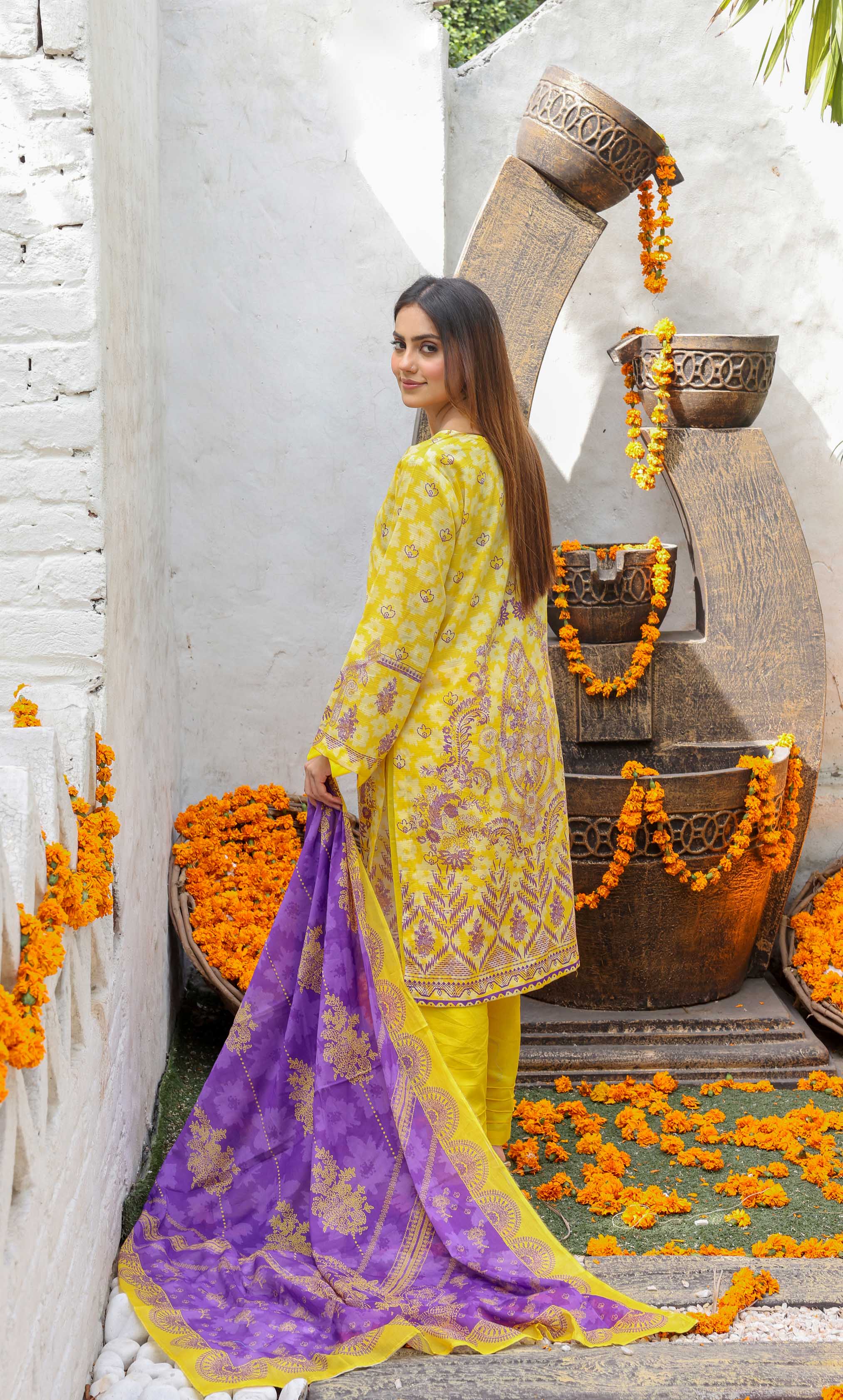 3 Piece Unstitched Lawn Suit -Merium's Exclusive