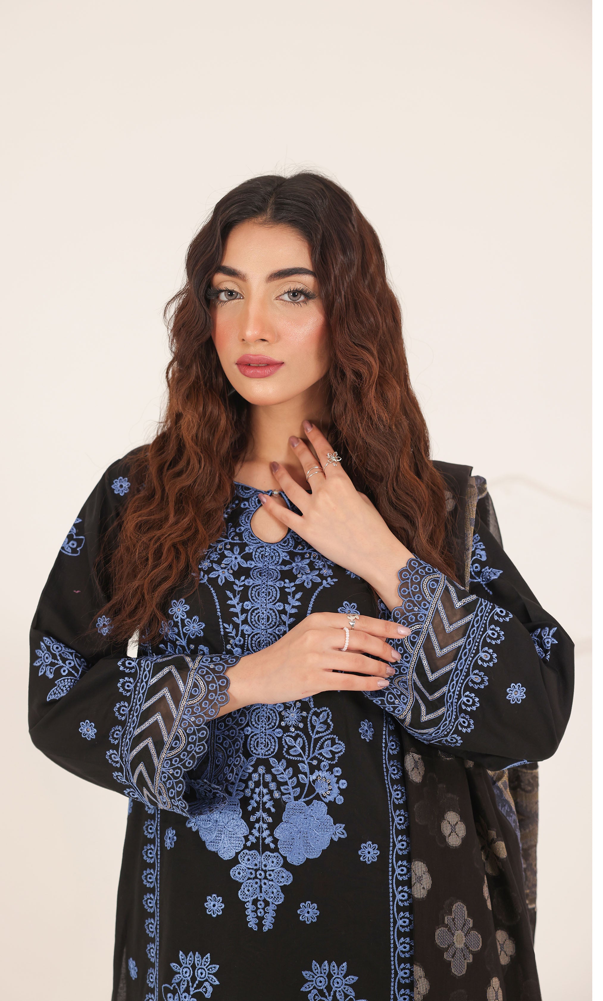 3PC Luxury Embroidered Unstitched Lawn Suit - ZED-01