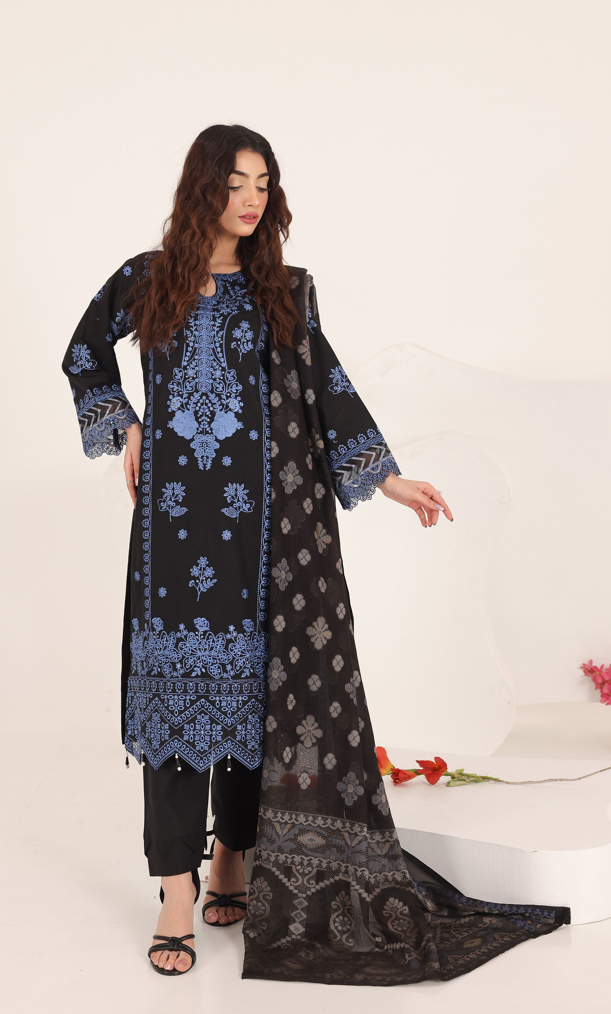 3PC Luxury Embroidered Unstitched Lawn Suit - ZED-01