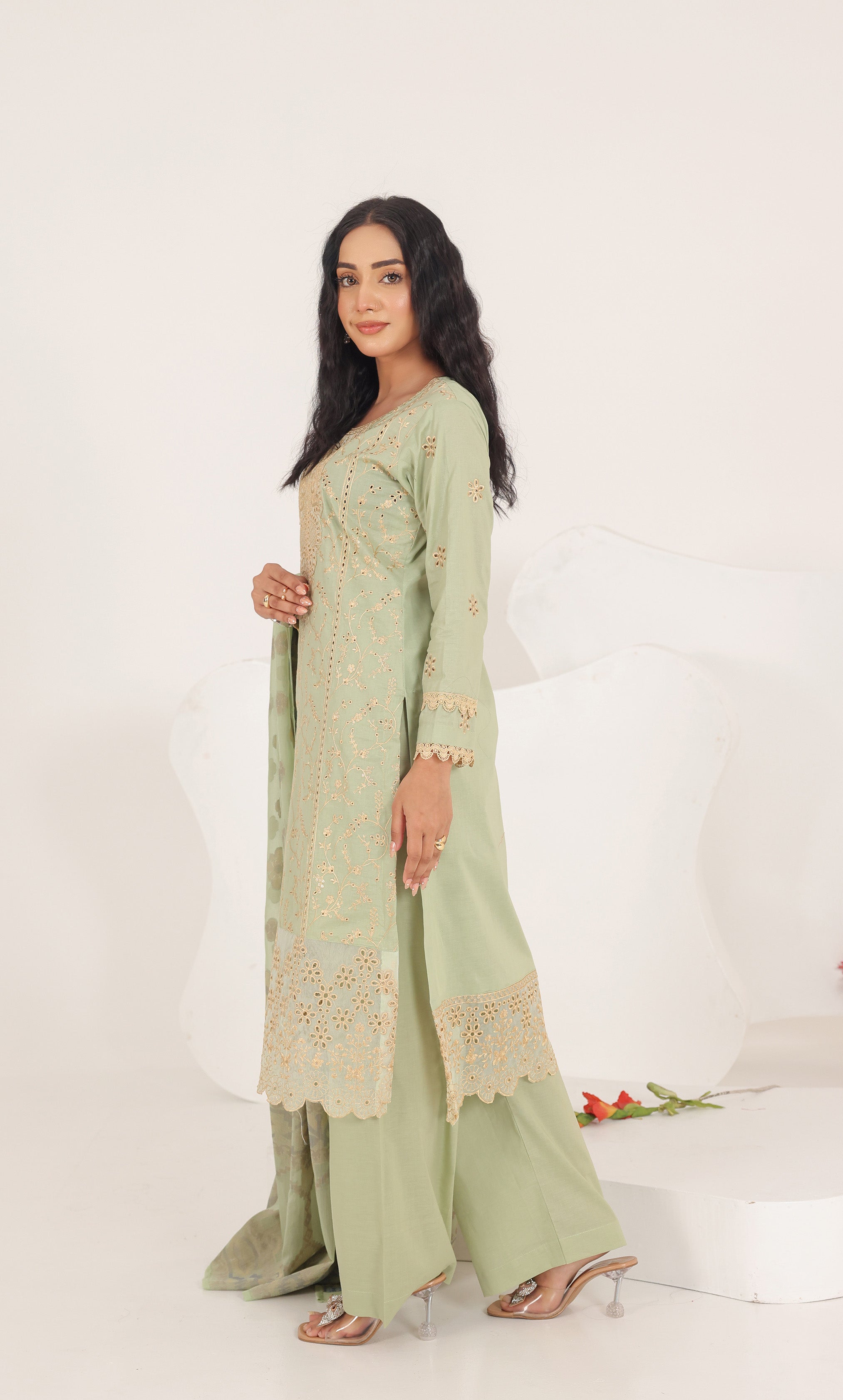 3PC Luxury Embroidered Unstitched Lawn Suit - ZED-04