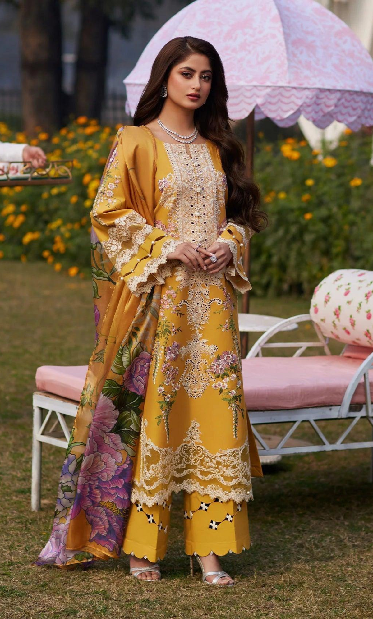 3PC Luxury Embroidered Unstitched Lawn Suit - ZA-04