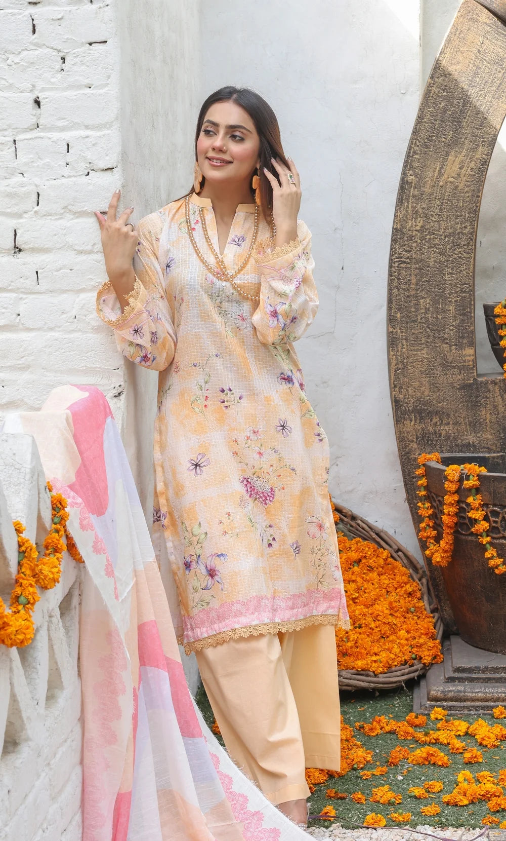 ZOE– 3PC Dobby Lawn Unstitched Suit-05