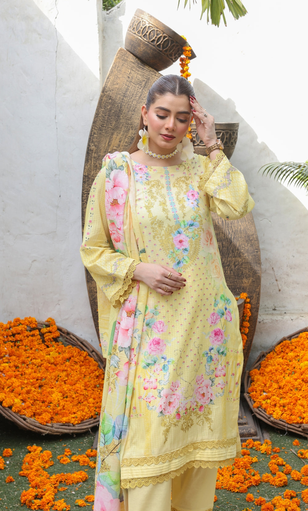 ZOE– 3PC Dobby Lawn Unstitched Suit-03