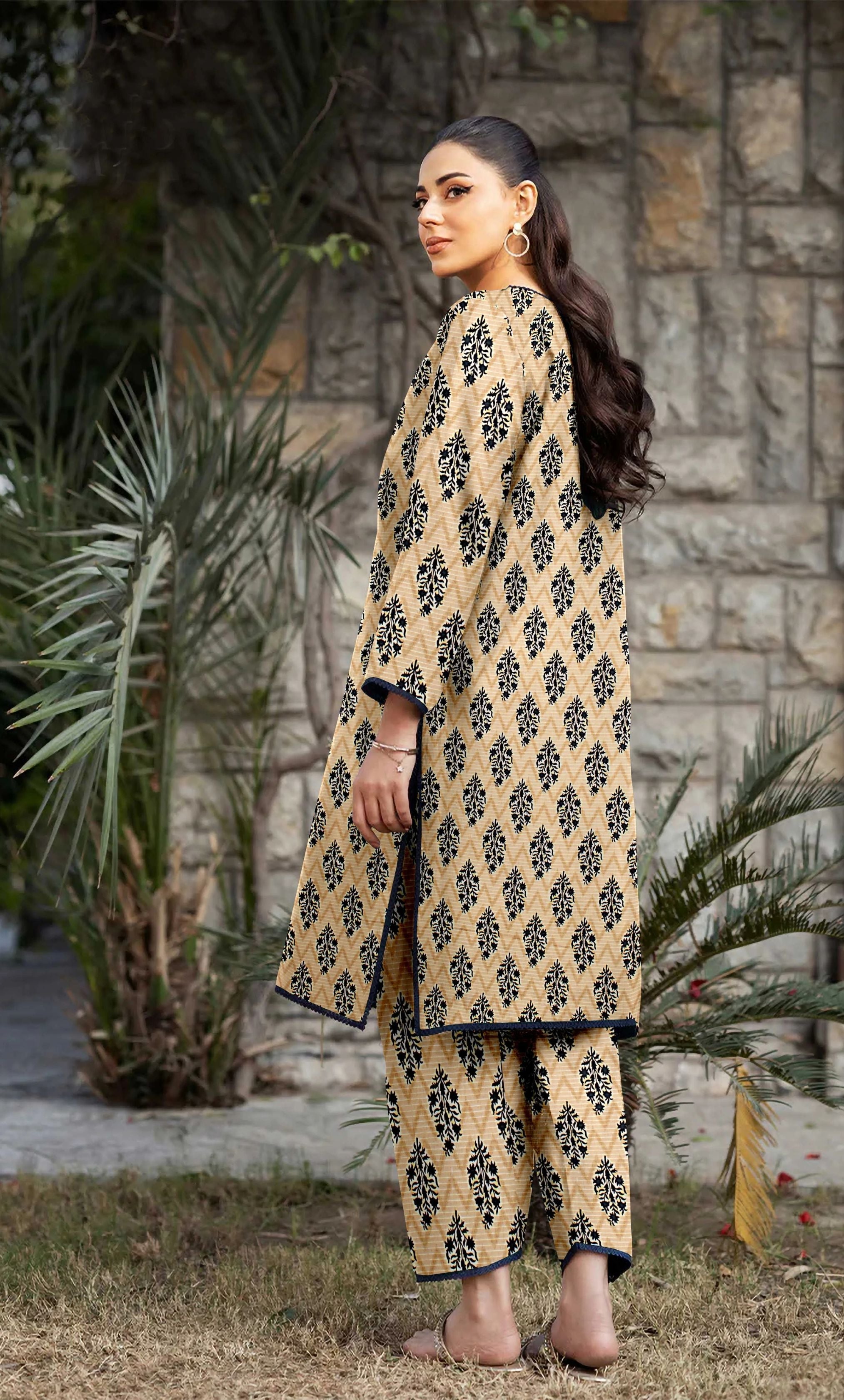 2PC Unstitched Printed Lawn Suit  - BD-V6-21