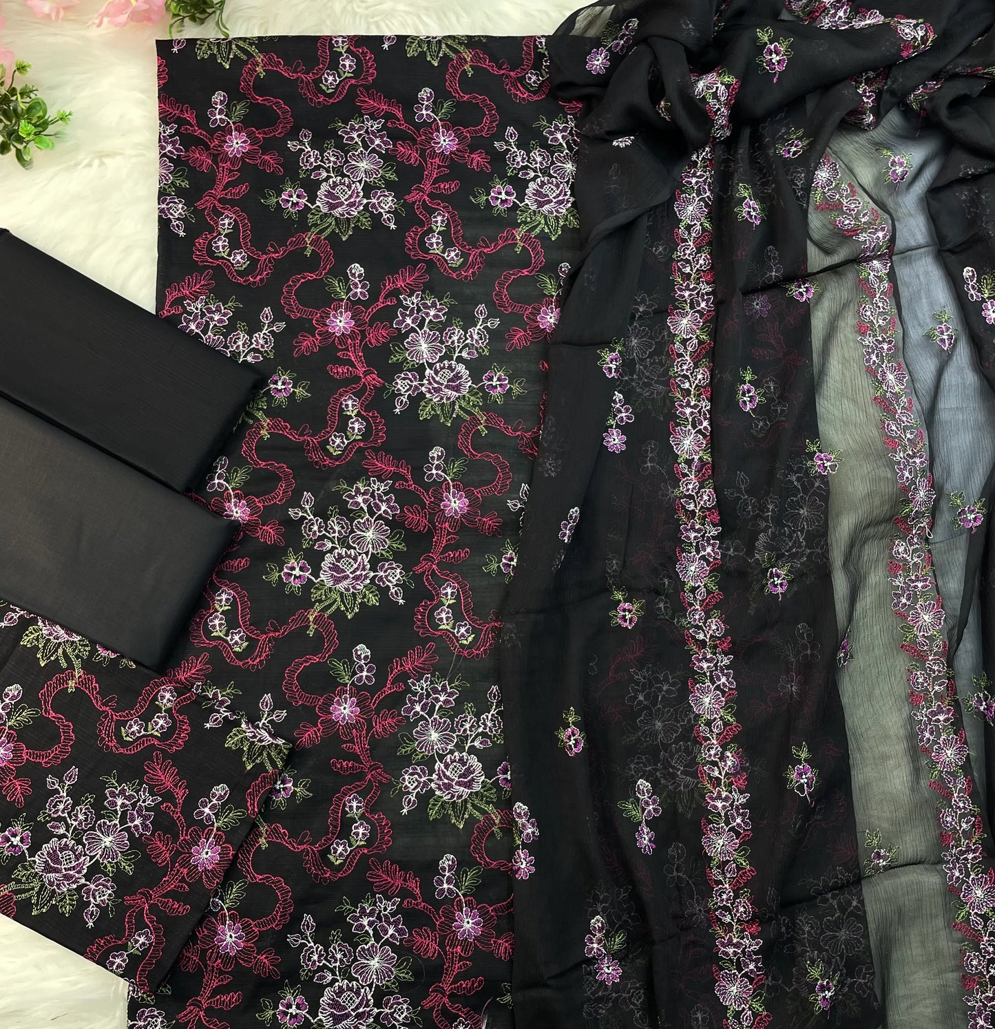 3PC Embroidered Unstitched Lawn Suit | Nafasat-01