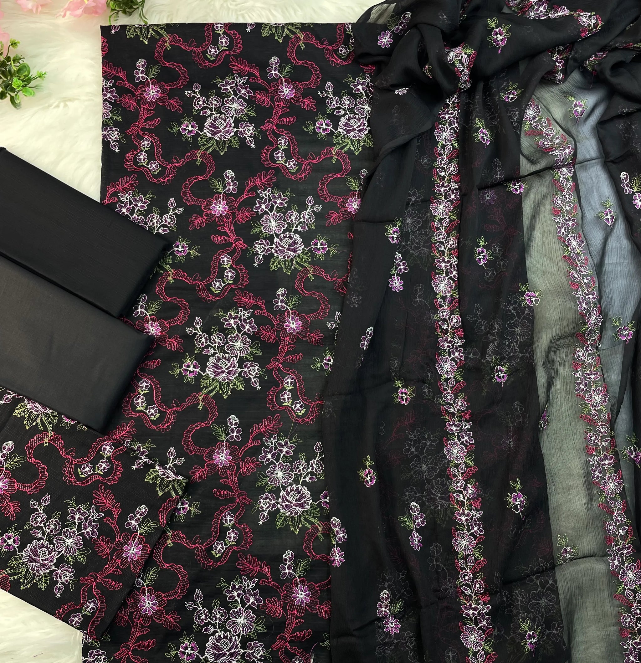 3PC Embroidered Unstitched Lawn Suit | Nafasat-01