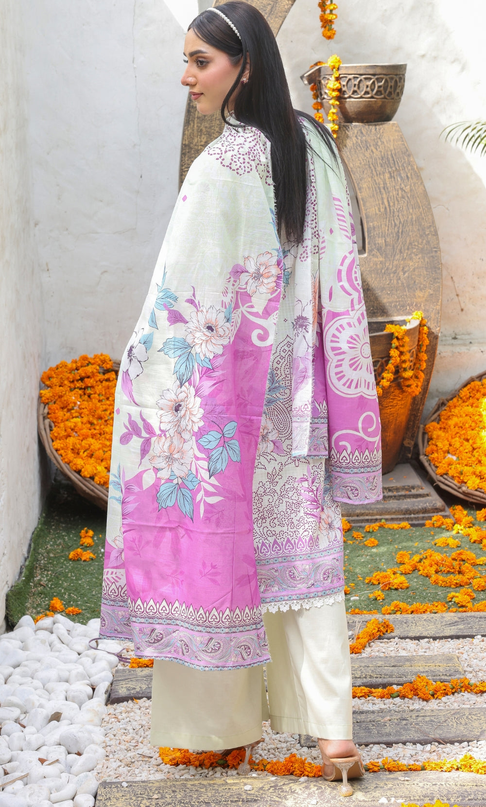 ZOE– 3PC Dobby Lawn Unstitched Suit-10