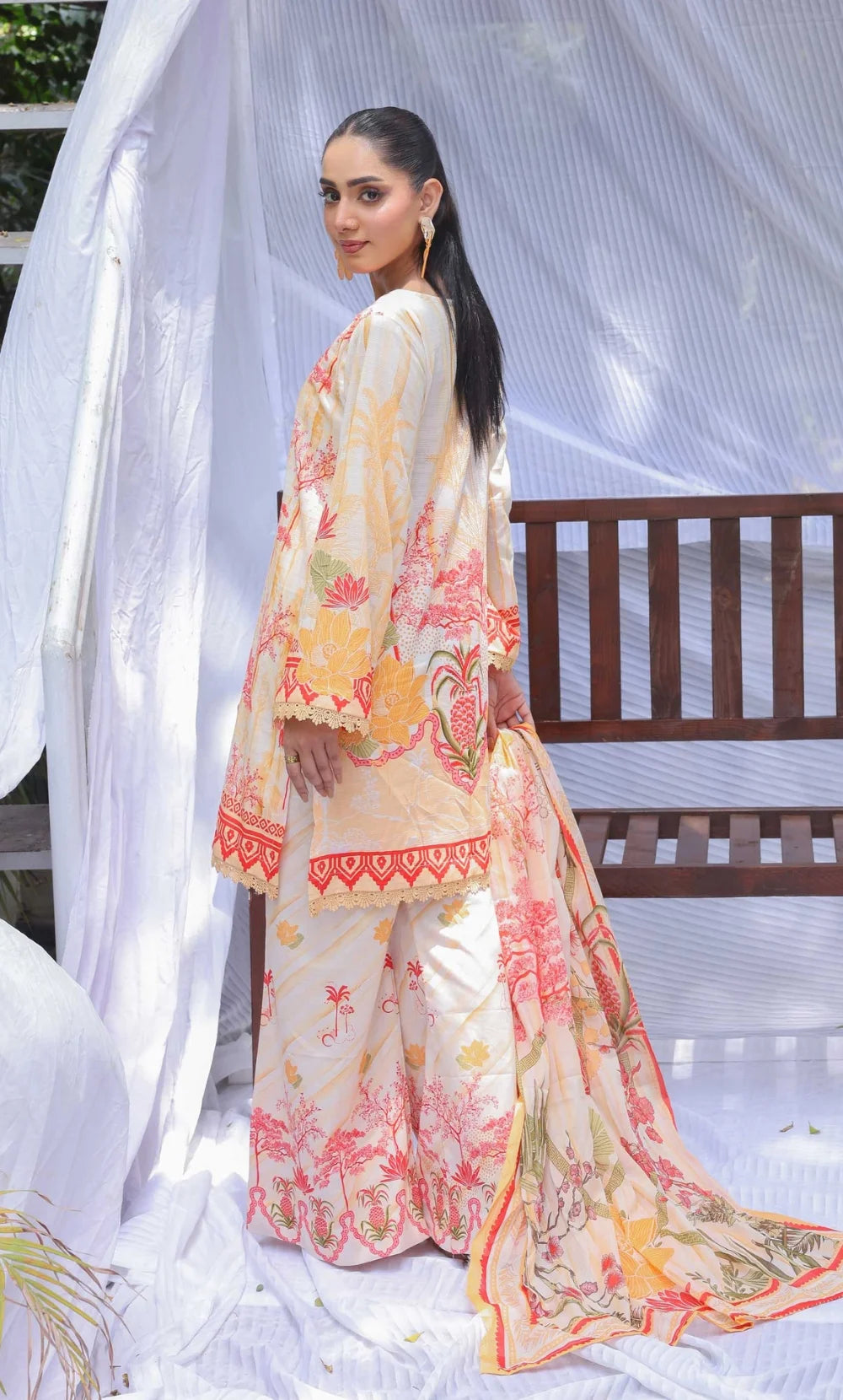 Noble Grace -3PC Printed Lawn | Unstitched