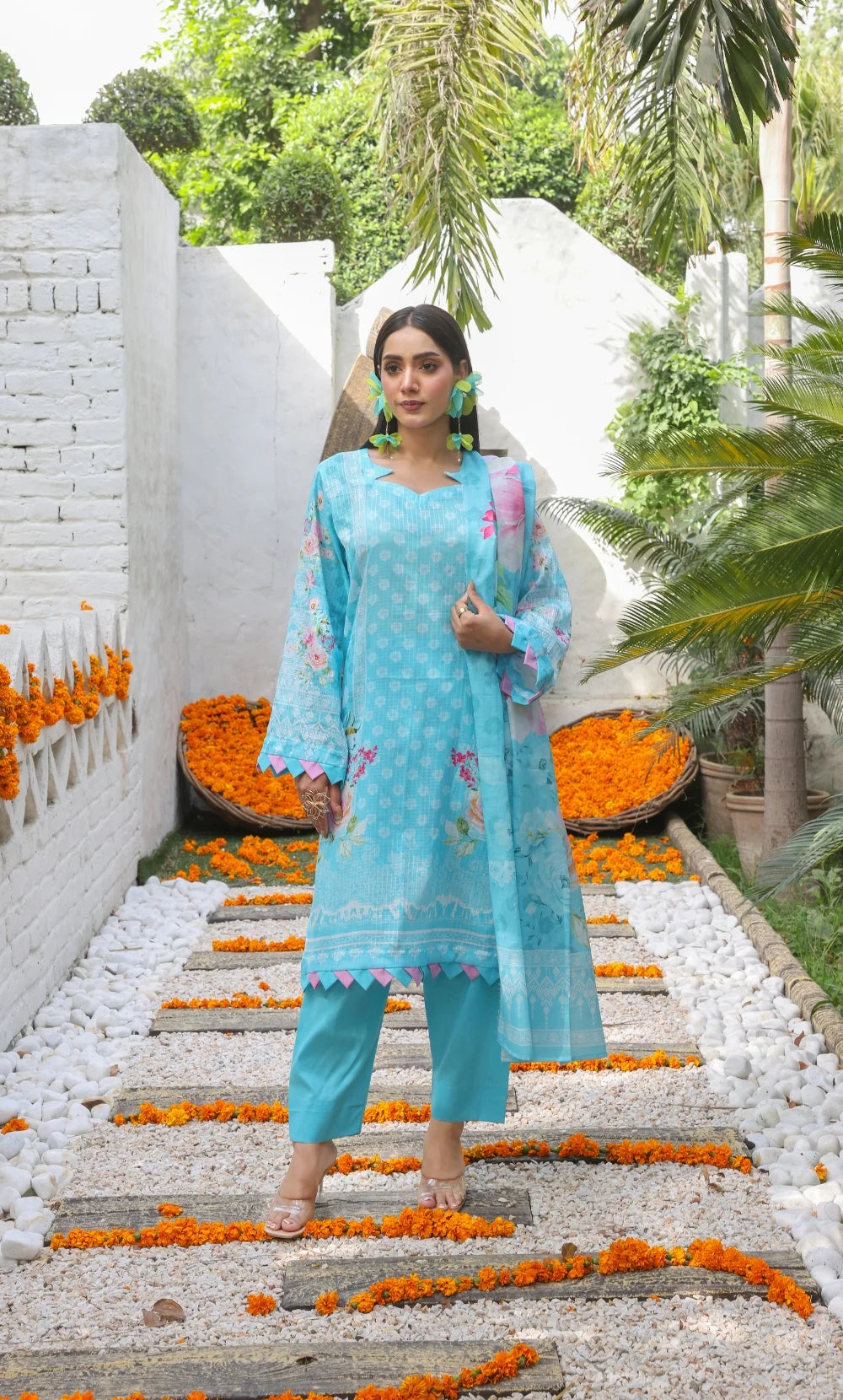 ZOE– 3PC Dobby Lawn Unstitched Suit-02