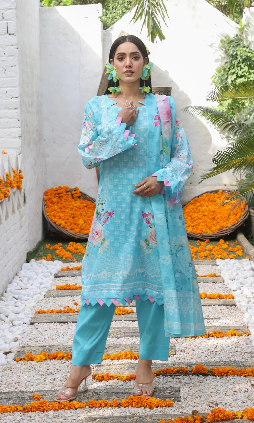 ZOE– 3PC Dobby Lawn Unstitched Suit-02