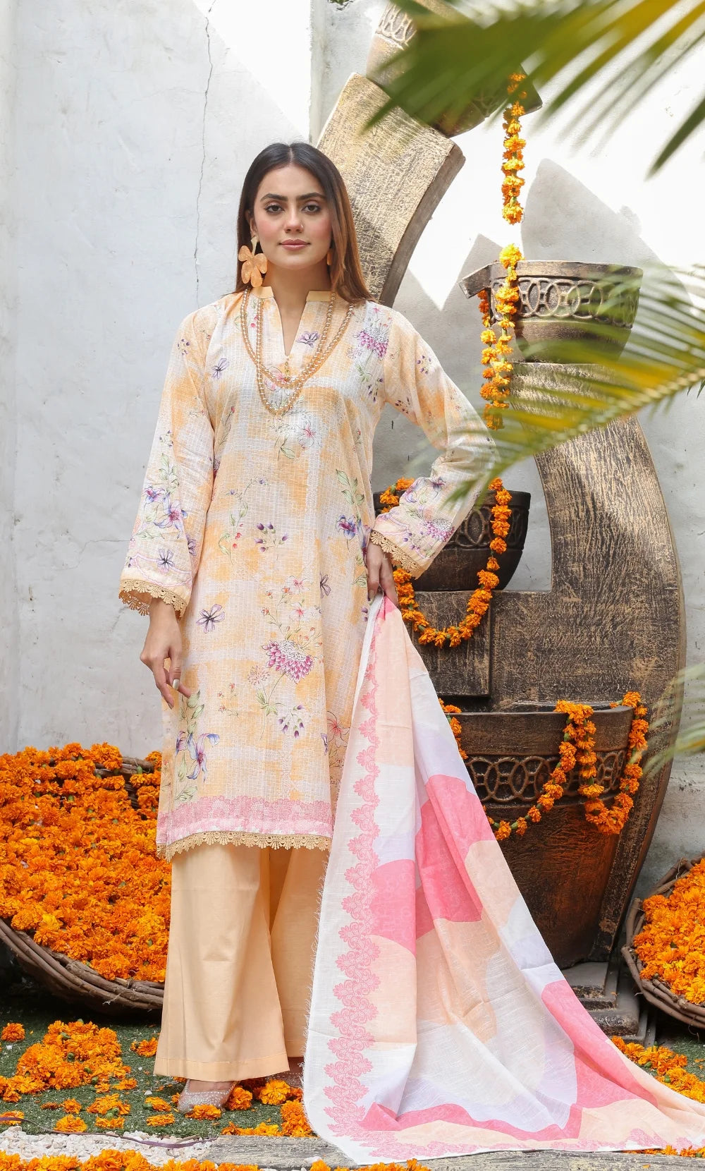 ZOE– 3PC Dobby Lawn Unstitched Suit-05