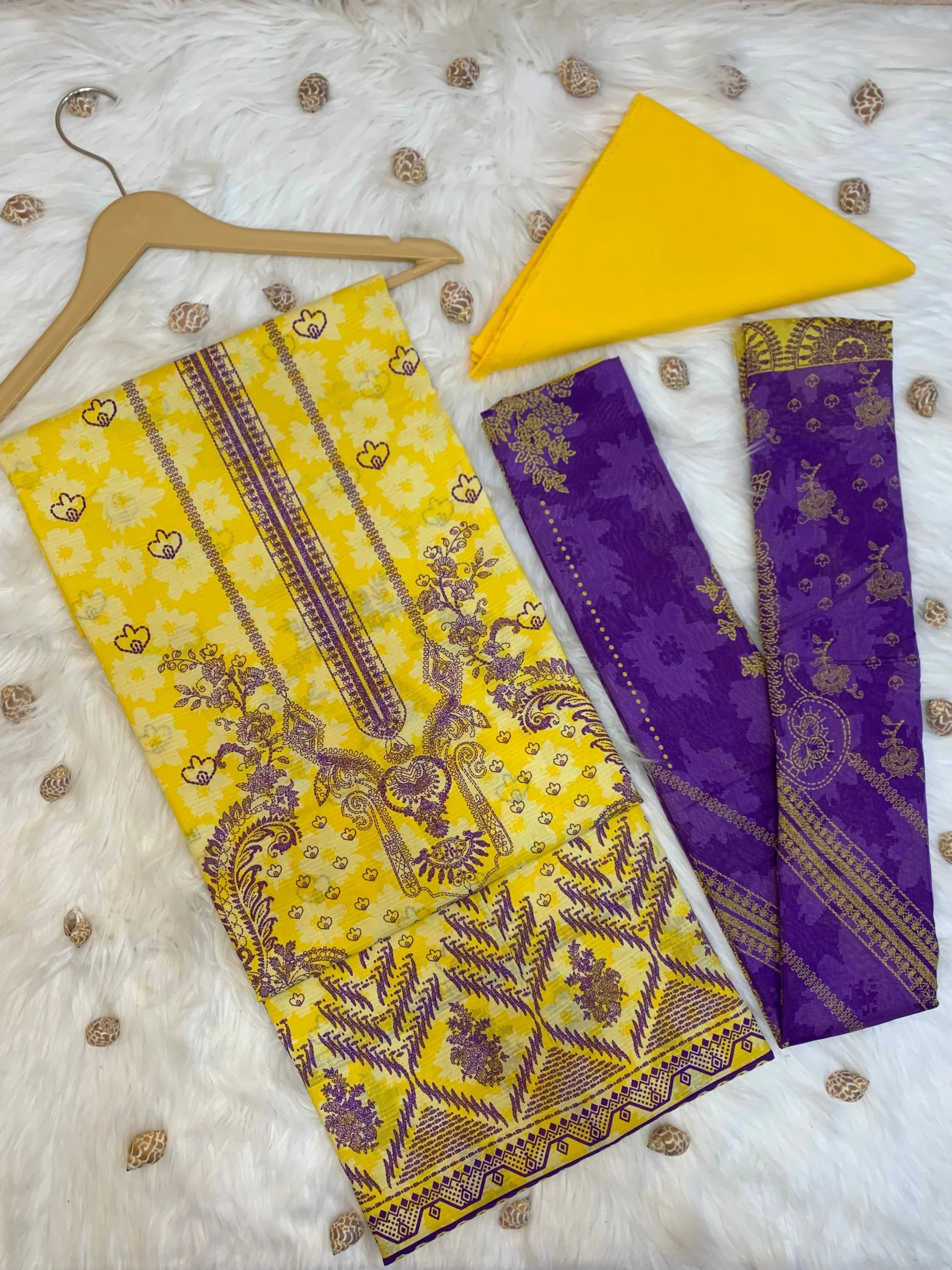 3 Piece Unstitched Lawn Suit -Merium's Exclusive