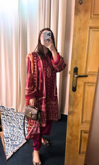 3 Piece Unstitched Lawn Suit -Merium's Exclusive