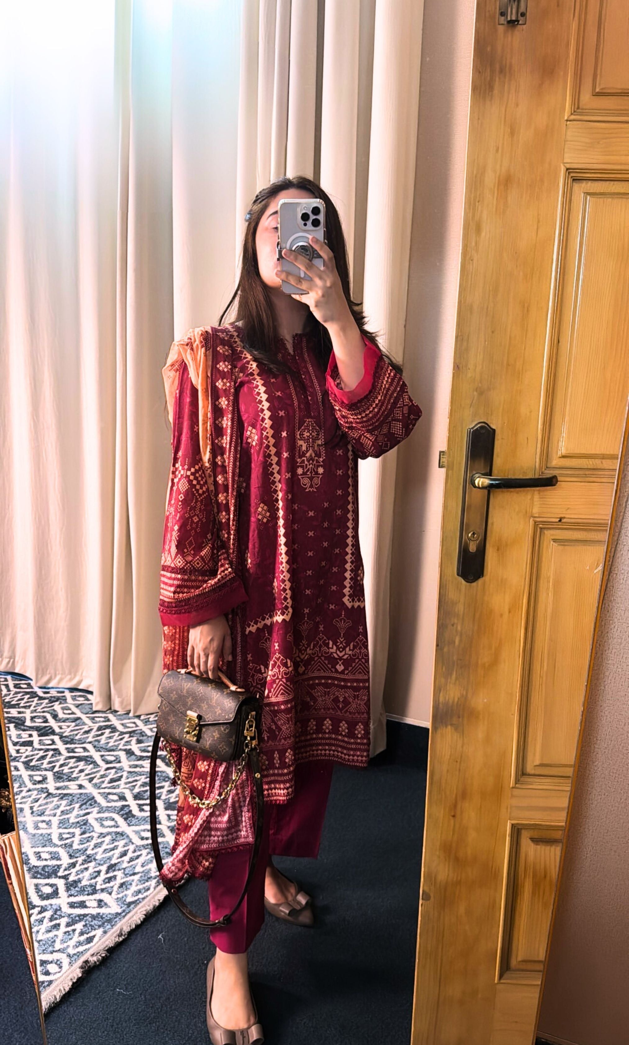 3 Piece Unstitched Lawn Suit -v20-26